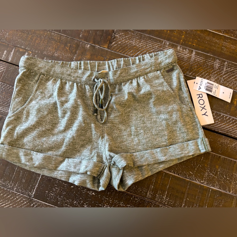 ROXY short NWT‼️😎
